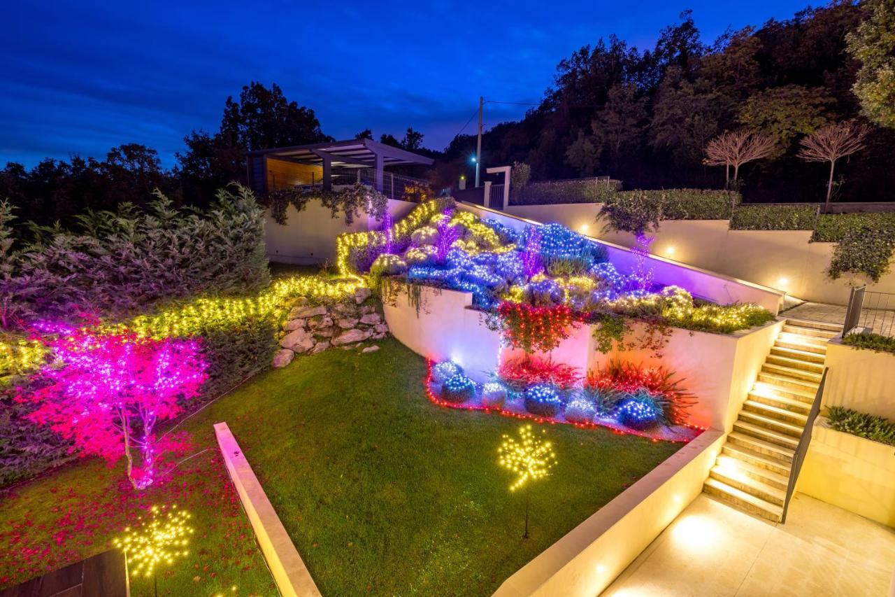 Villa Altavista - Seaview & Relax With Heated Pool & Minigolf Opatija Extérieur photo